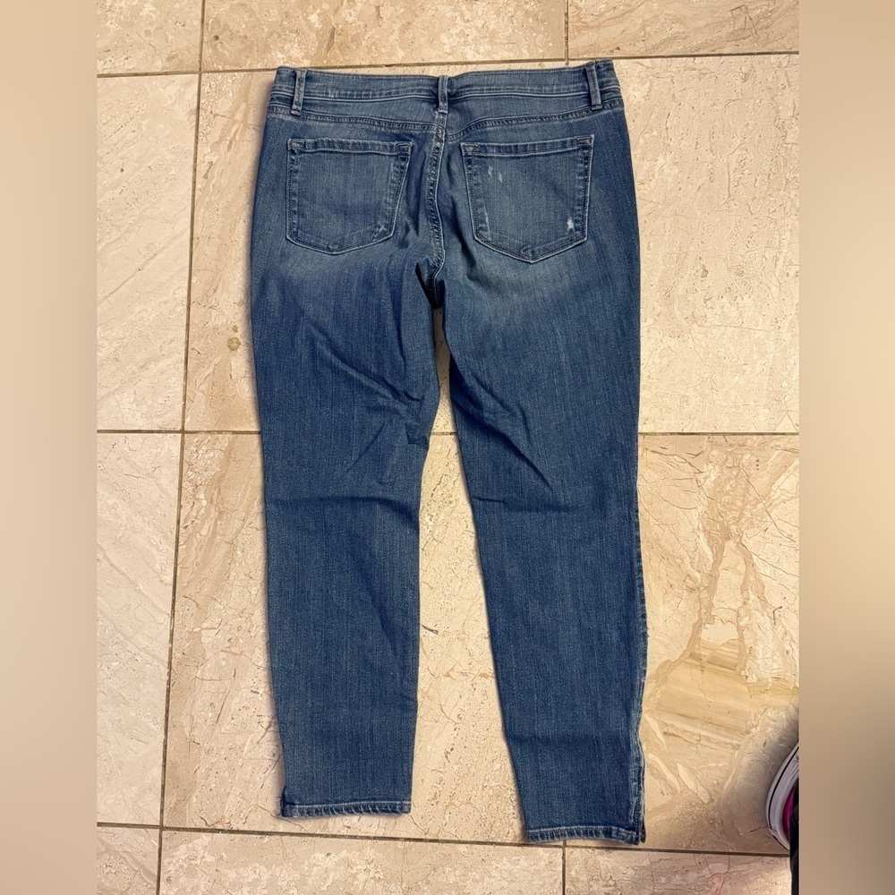 Ann Taylor 30 / 10 Modern Skinny 7/8 Crop Jeans Blue Distressed - Picture 2 of 5